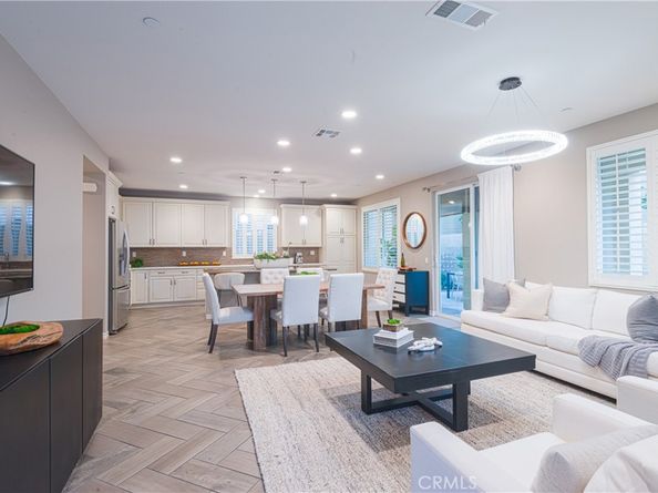 120 Mongoose, Irvine CA 92618