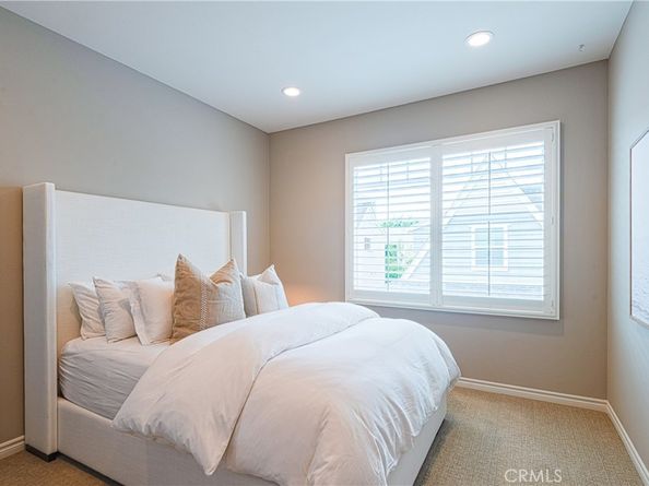 120 Mongoose, Irvine CA 92618