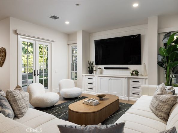 8 Gleneagles Drive, Newport Beach CA 92660