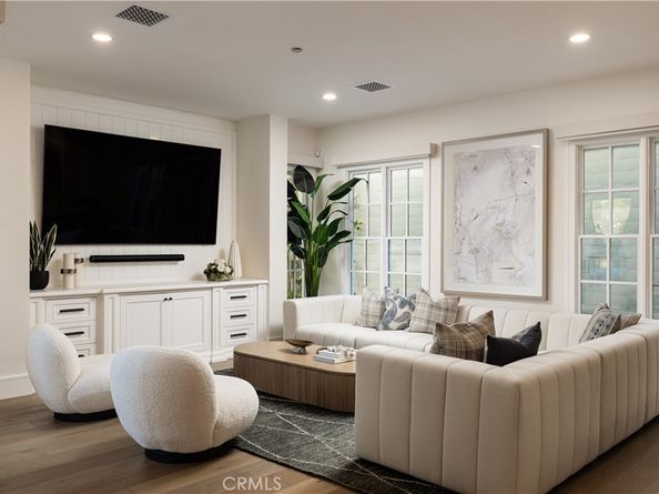 8 Gleneagles Drive, Newport Beach CA 92660