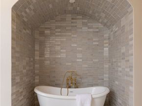 8 Gleneagles Drive, Newport Beach CA 92660