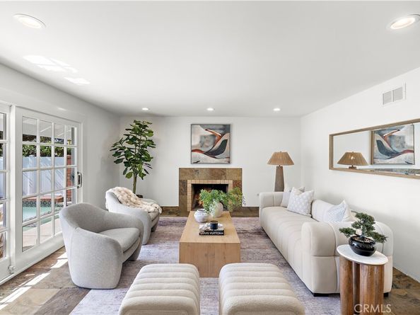 9021 Niguel Circle, Huntington Beach CA 92646