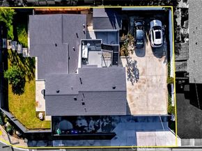 2097 Maple, Costa Mesa CA 92627