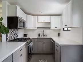 2097 Maple, Costa Mesa CA 92627