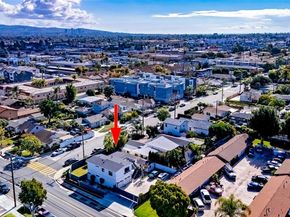 2097 Maple, Costa Mesa CA 92627