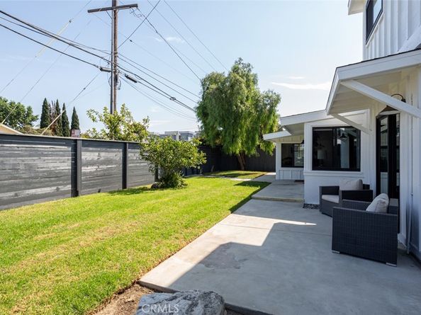 2097 Maple, Costa Mesa CA 92627