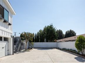 2097 Maple, Costa Mesa CA 92627