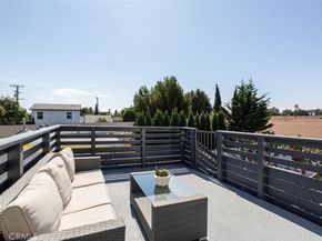 2097 Maple, Costa Mesa CA 92627