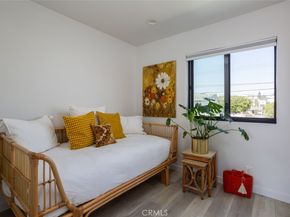 2097 Maple, Costa Mesa CA 92627