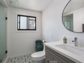 2097 Maple, Costa Mesa CA 92627