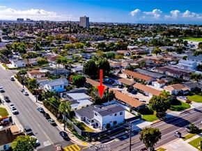 2097 Maple, Costa Mesa CA 92627