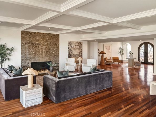 1038 Santiago Drive, Newport Beach CA 92660