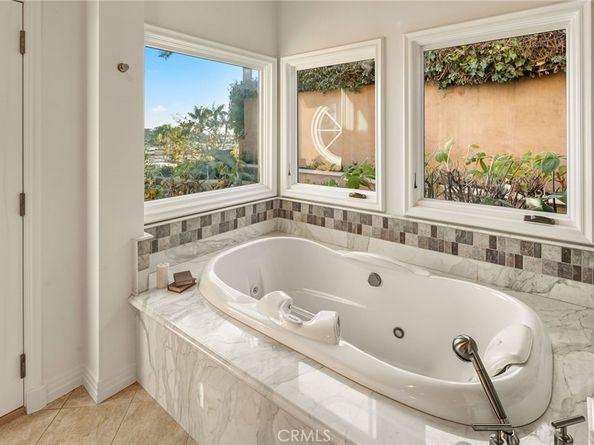 1038 Santiago Drive, Newport Beach CA 92660