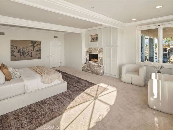 1038 Santiago Drive, Newport Beach CA 92660