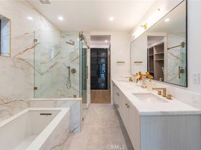 422 20th Street, Huntington Beach CA 92648