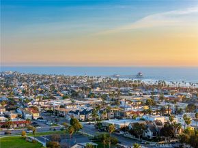 422 20th Street, Huntington Beach CA 92648