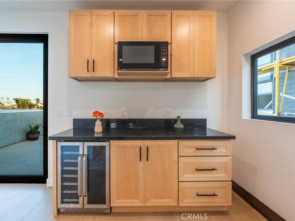 422 20th Street, Huntington Beach CA 92648