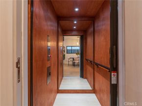 422 20th Street, Huntington Beach CA 92648