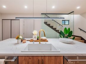 422 20th Street, Huntington Beach CA 92648