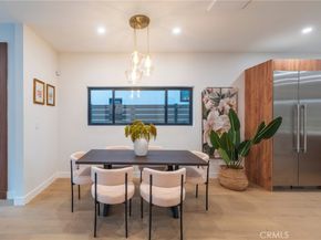 422 20th Street, Huntington Beach CA 92648