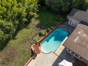 2072 Coldwater Canyon, Beverly Hills CA 90210