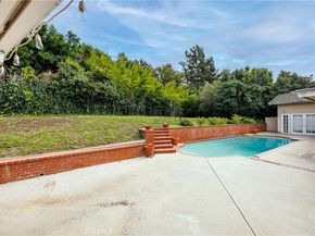 2072 Coldwater Canyon, Beverly Hills CA 90210