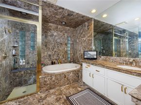 2072 Coldwater Canyon, Beverly Hills CA 90210