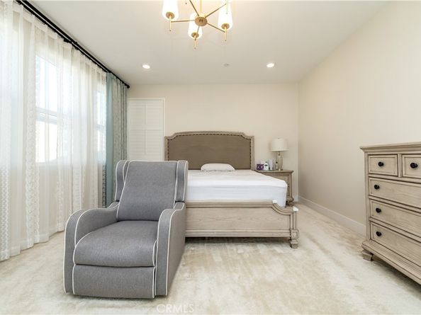 200 Zawn, Irvine CA 92618