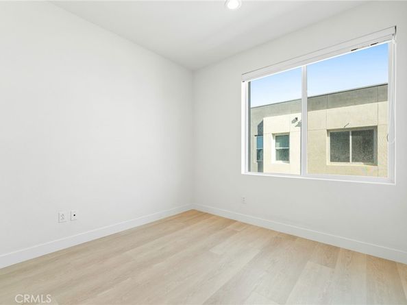 169 Steely, Irvine CA 92614