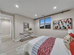 100 Albero, Irvine CA 92602