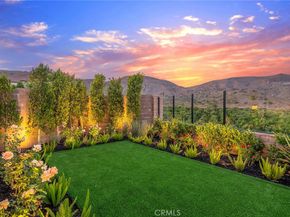 100 Albero, Irvine CA 92602