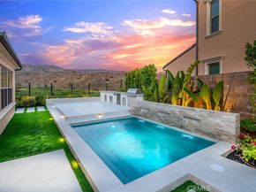 100 Albero, Irvine CA 92602