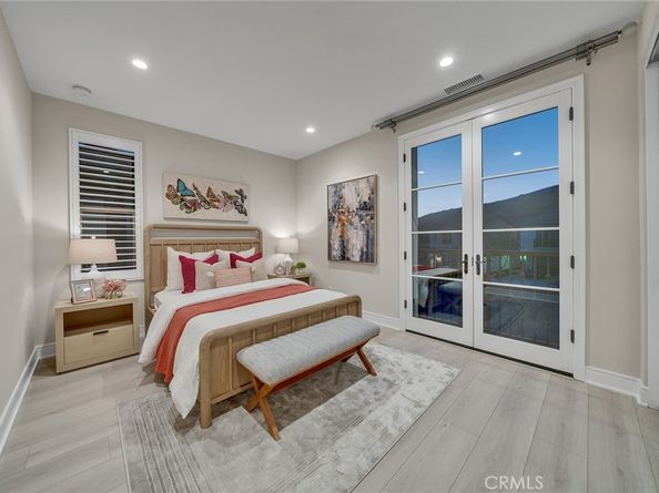 100 Albero, Irvine CA 92602