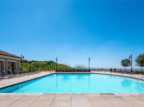 100 Albero, Irvine CA 92602