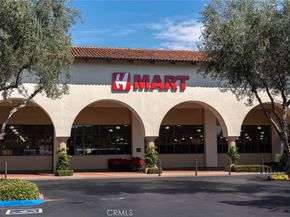 100 Albero, Irvine CA 92602