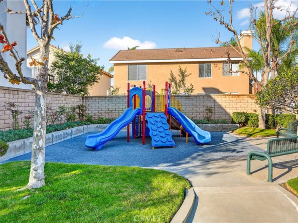 1203 Hazel Place, Costa Mesa CA 92626