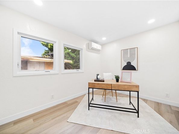 713 Flower Ave, Venice CA 90291