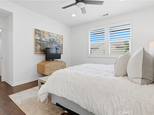 33 Hoya Street, Rancho Mission Viejo CA 92694