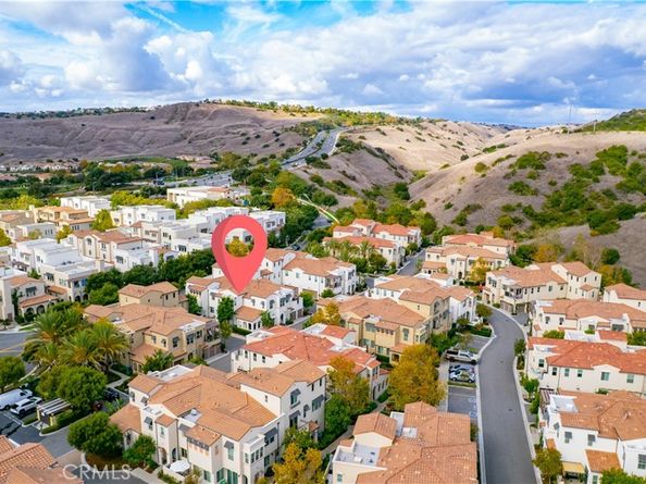 33 Hoya Street, Rancho Mission Viejo CA 92694