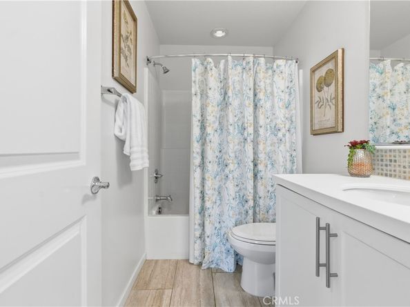 33 Hoya Street, Rancho Mission Viejo CA 92694