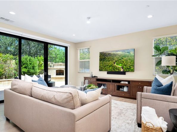 103 Sabiosa, Irvine CA 92618
