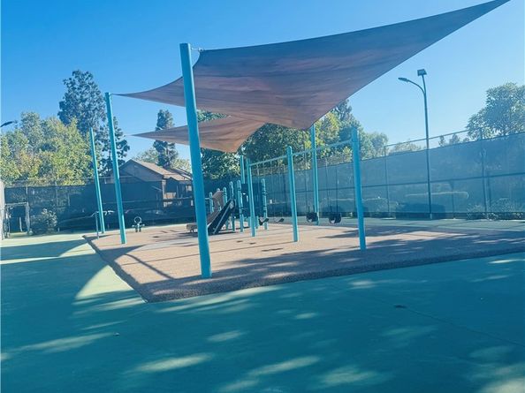 124 Tangelo 390, Irvine CA 92618