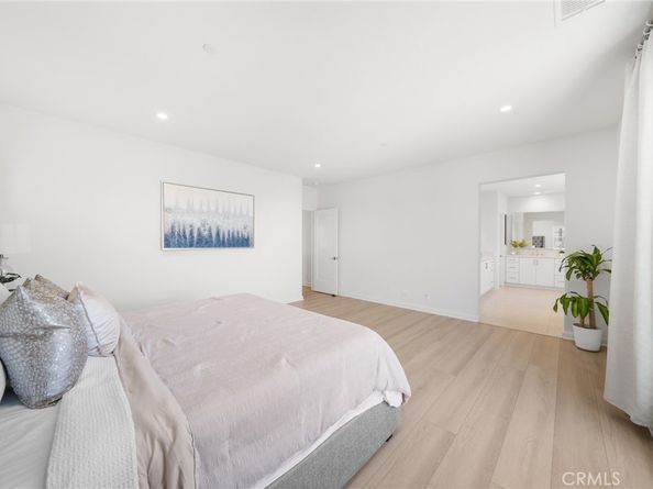 246 Canterbury, Irvine CA 92618