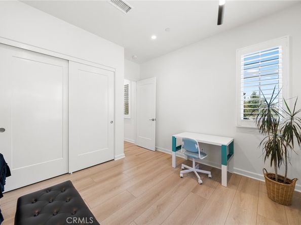 246 Canterbury, Irvine CA 92618