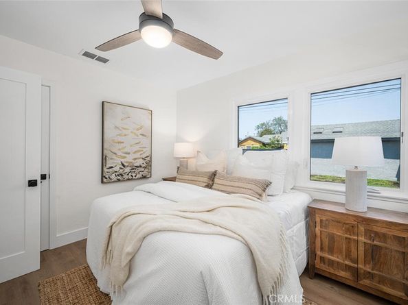 2312 Iroquois Avenue, Long Beach CA 90815