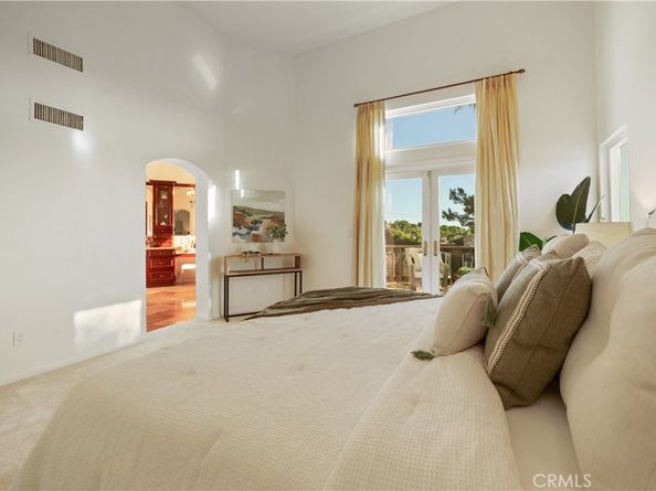 5056 Nighthawk Way, Oceanside CA 92056