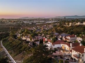 5056 Nighthawk Way, Oceanside CA 92056