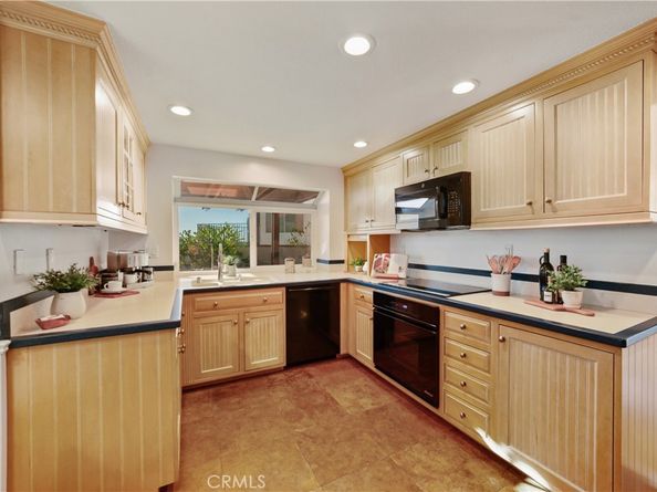 5056 Nighthawk Way, Oceanside CA 92056