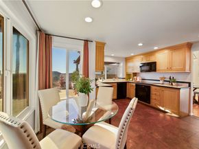 5056 Nighthawk Way, Oceanside CA 92056