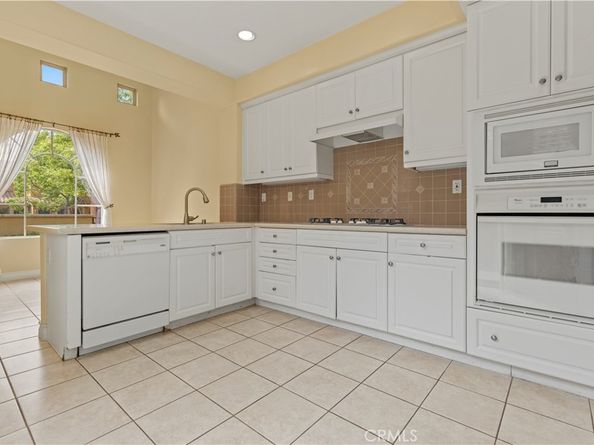 123 Chantilly, Irvine CA 92620